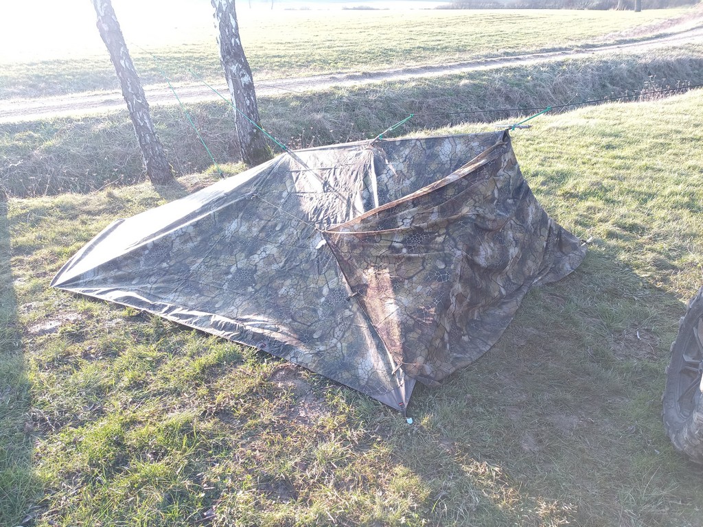 Hamac Solognac en mode Tarp-Tente (Vue avant gauche)