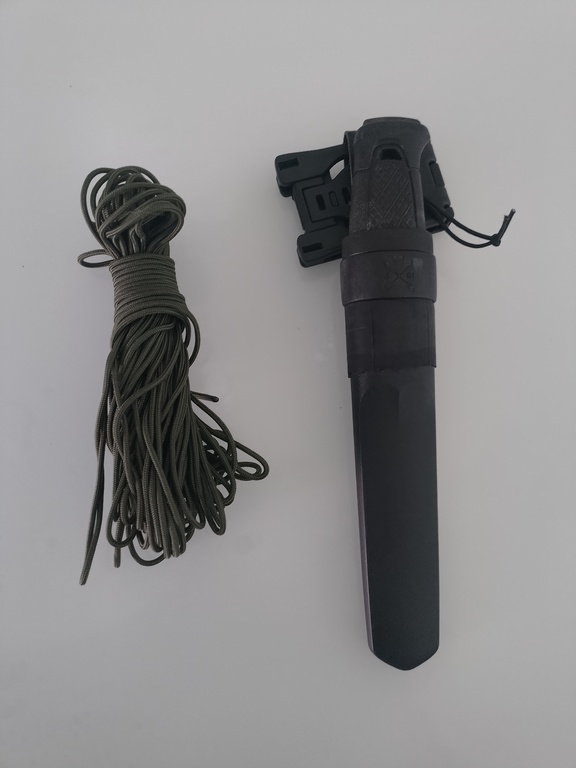 Mora Garberg et Paracorde 275